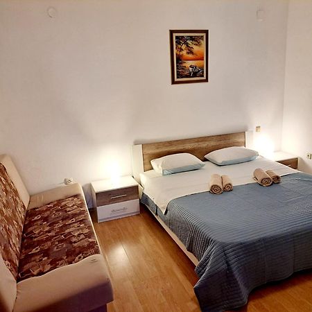 Apartments Pletikosa Brodarica  Kültér fotó