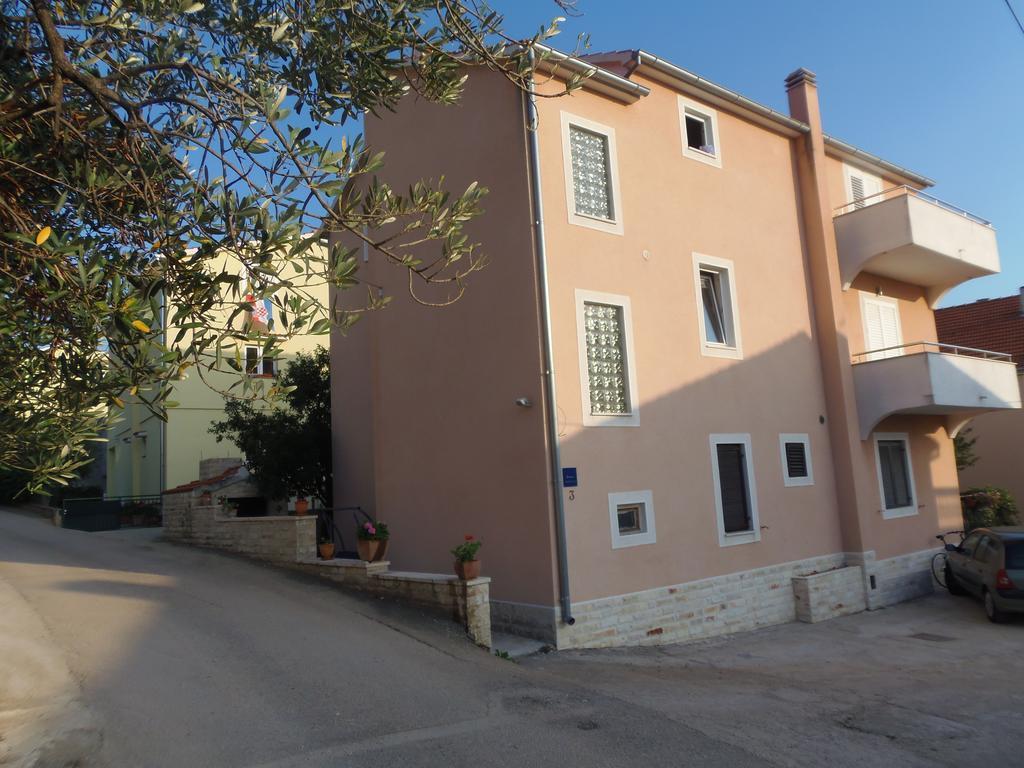 Apartments Pletikosa Brodarica  Kültér fotó